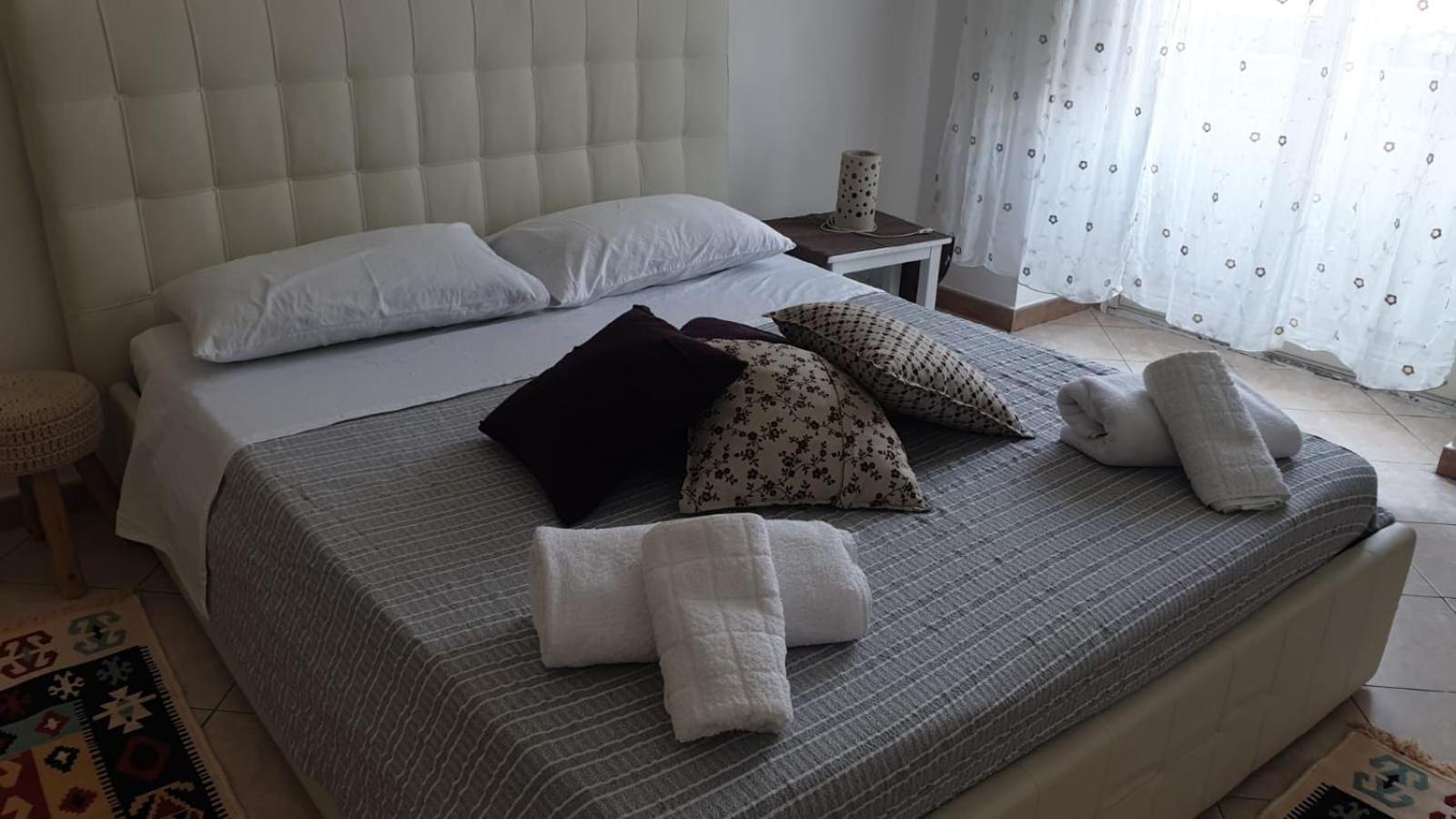 Casa Vacanze "Cortile Aquilone" Catania Exterior photo